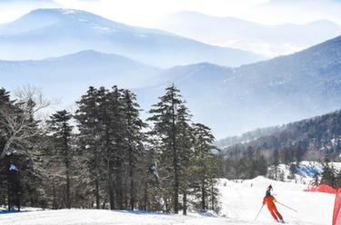 體育地理丨白山新雪