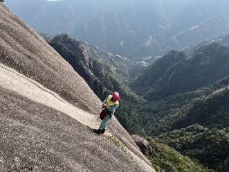 守護黃山的美麗