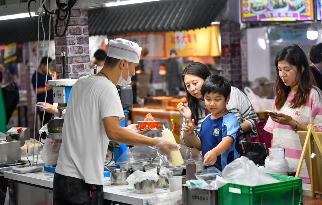 天津：夏日夜市激發城市活力